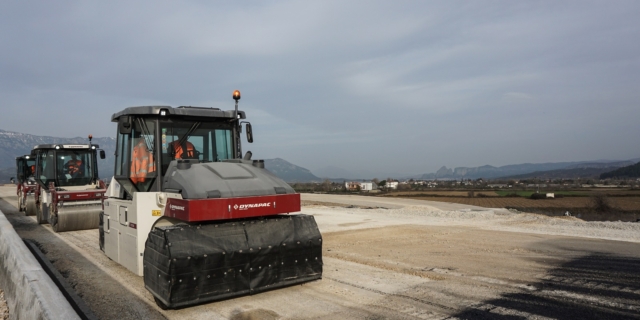 Κατασκευή αυτοκινητόδρομου