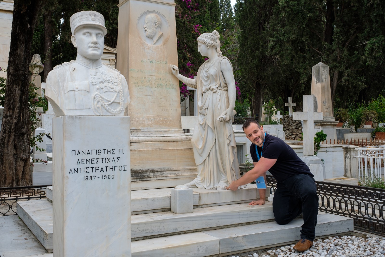 Μία ξενάγηση στο Πρώτο Κοιμητήριο Αθηνών: Ταφικά Μνημεία Αγωνιστών του 1821