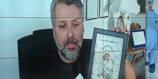 Ο Γιάννης Καλλιάνος