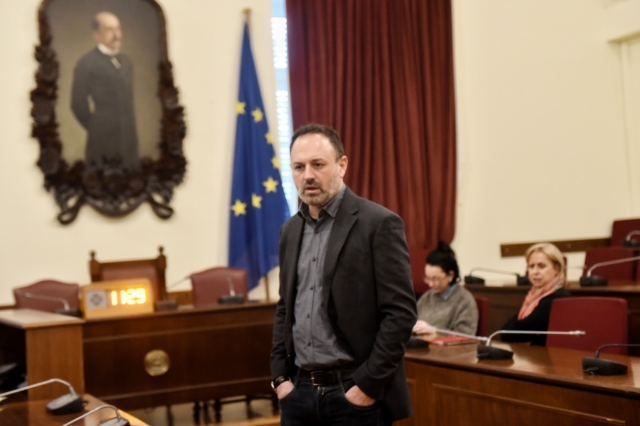 Καρπόζηλος για υποψηφιότητα Ζαγοράκη: Είχε υπογράψει το αντιψήφισμα για το κράτος δικαίου