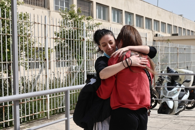 Κολωνός: Αποφυλακίστηκε η μητέρα της 12χρονης