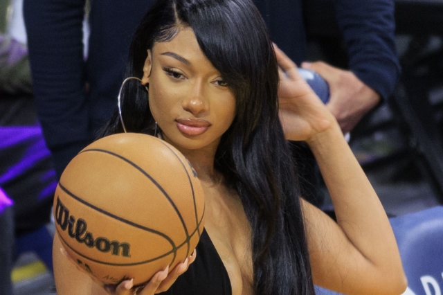 H Megan Thee Stallion στον αγώνα Los Angeles Lakers - Minnesota Timberwolves