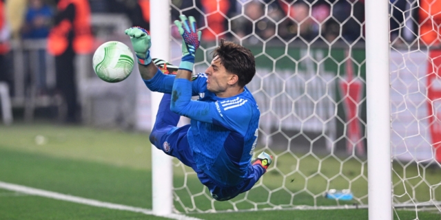 Βίντεο: Τα πέναλτι και οι αποκρούσεις του Τζολάκη που χάρισαν την πρόκριση στον Ολυμπιακό