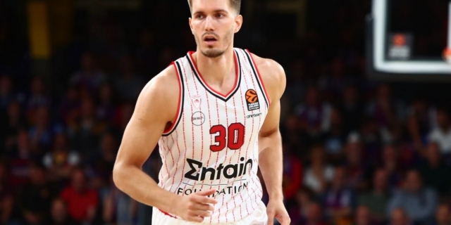 Ολυμπιακός: Καθαρή η μαγνητική του Πετρούσεβ, αμφίβολος για το Game 2 με την Μπαρτσελόνα