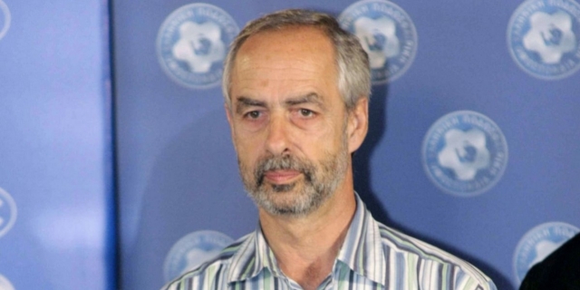 Ο Στράτος Σεφτελής