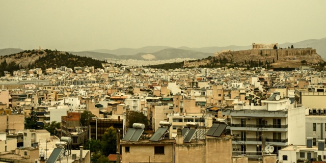 Αφρικανική σκόνη σκέπασε το λεκανοπέδιο της Αττικής