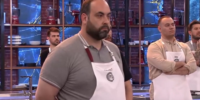 Masterchef: «Θέλει να φάει τα χαστούκια του για να μάθει»