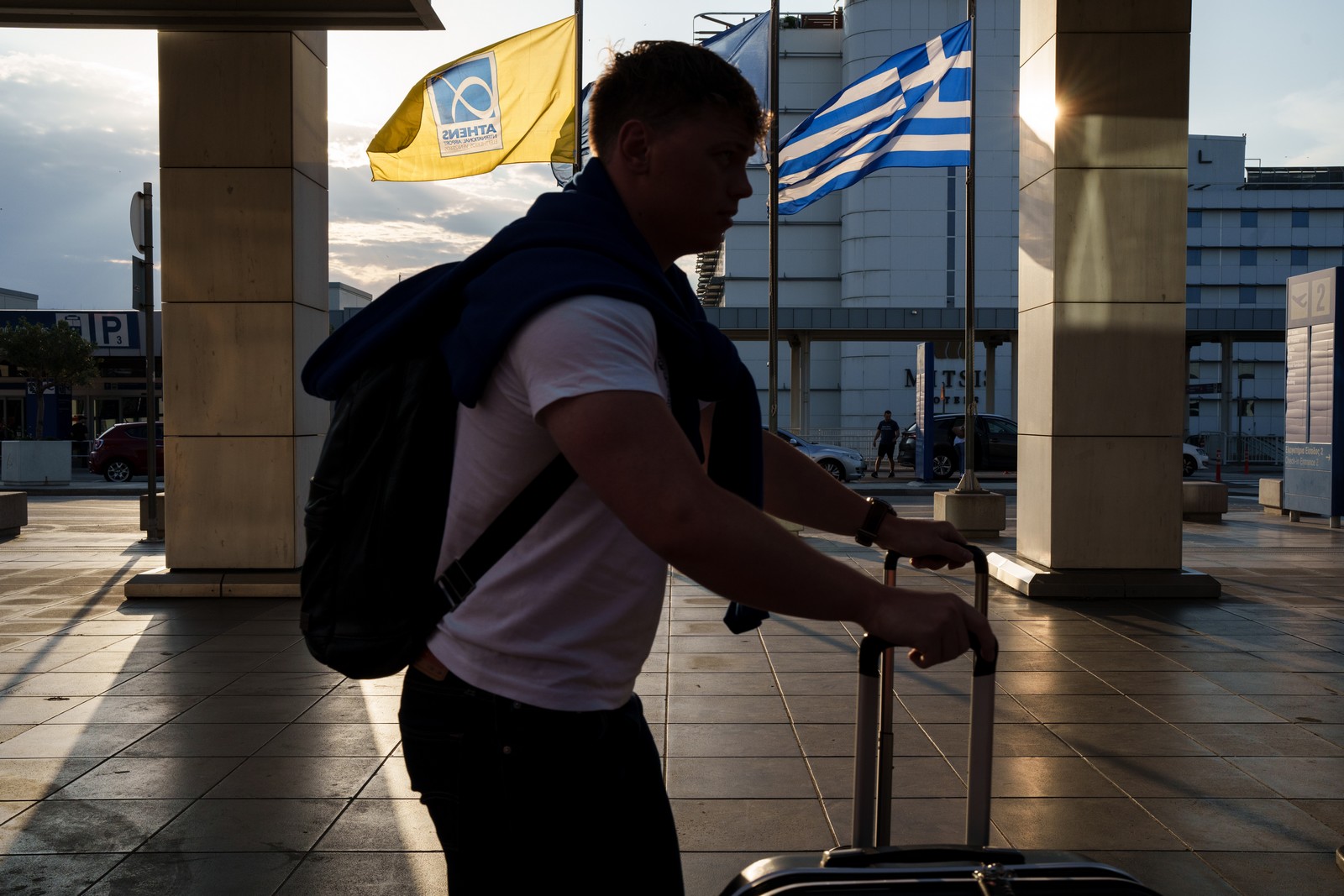 Τουρίστες στο αεροδρόμιο "Ελ. Βενιζέλος"