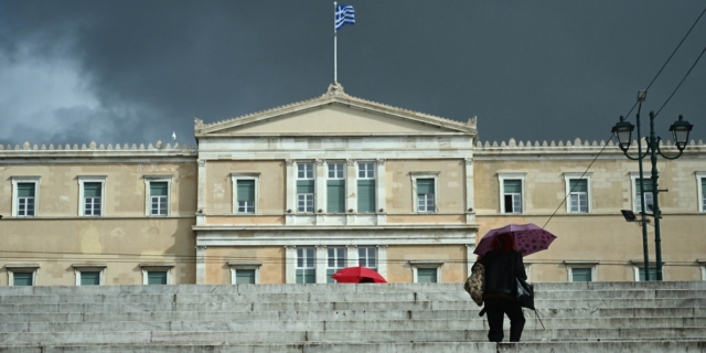 Βροχερός καιρός στην Αθήνα