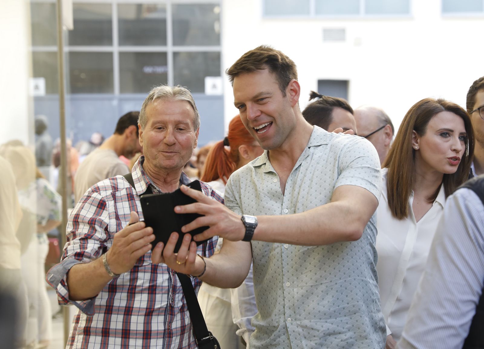 Περιοδεία του Στέφανου Κασσελάκη στον Πειραιά