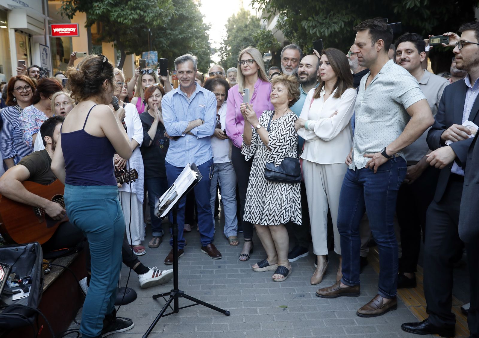Περιοδεία του Στέφανου Κασσελάκη στον Πειραιά
