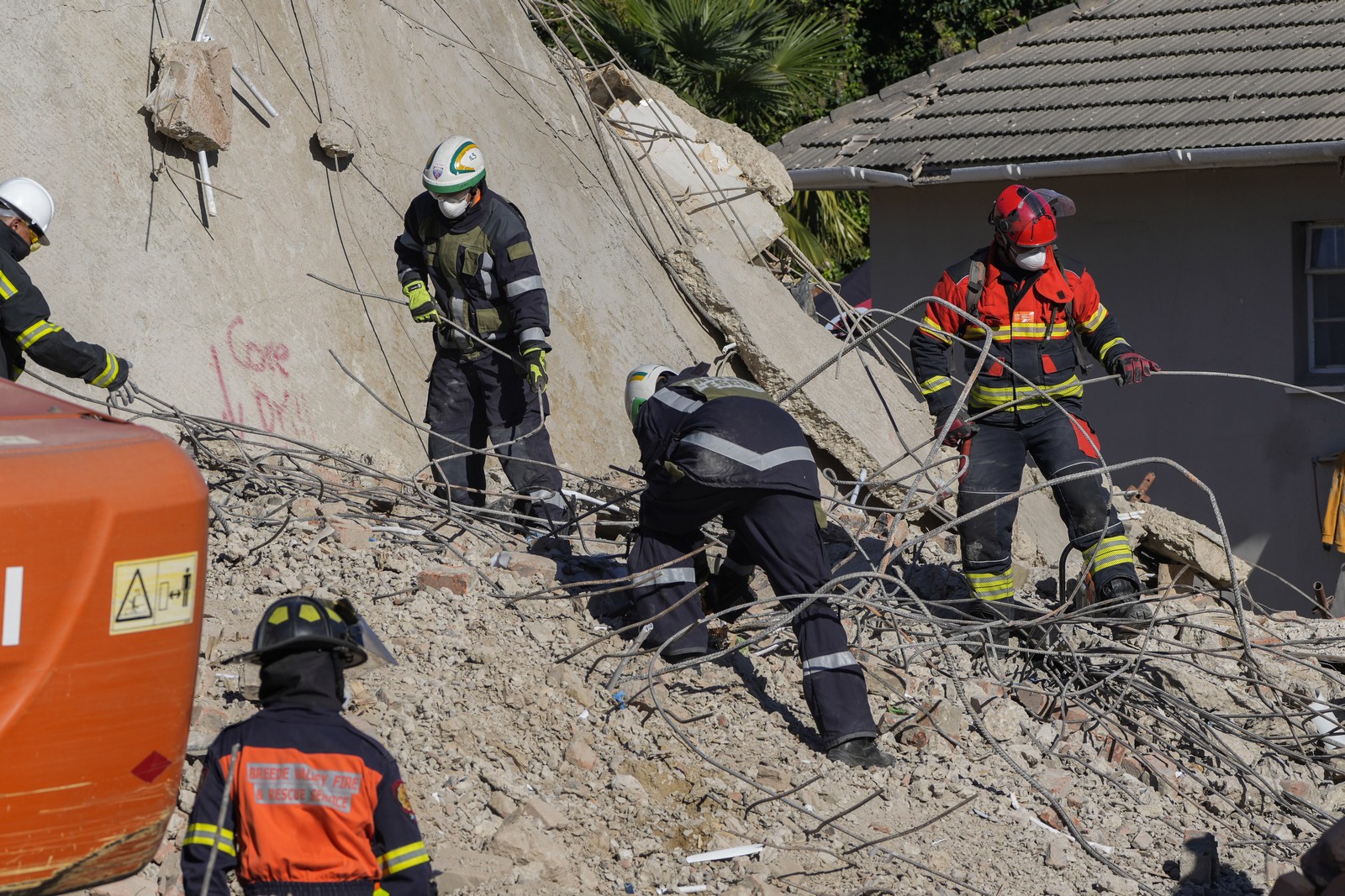 Κατάρρευση κτιρίου στη Νότια Αφρική