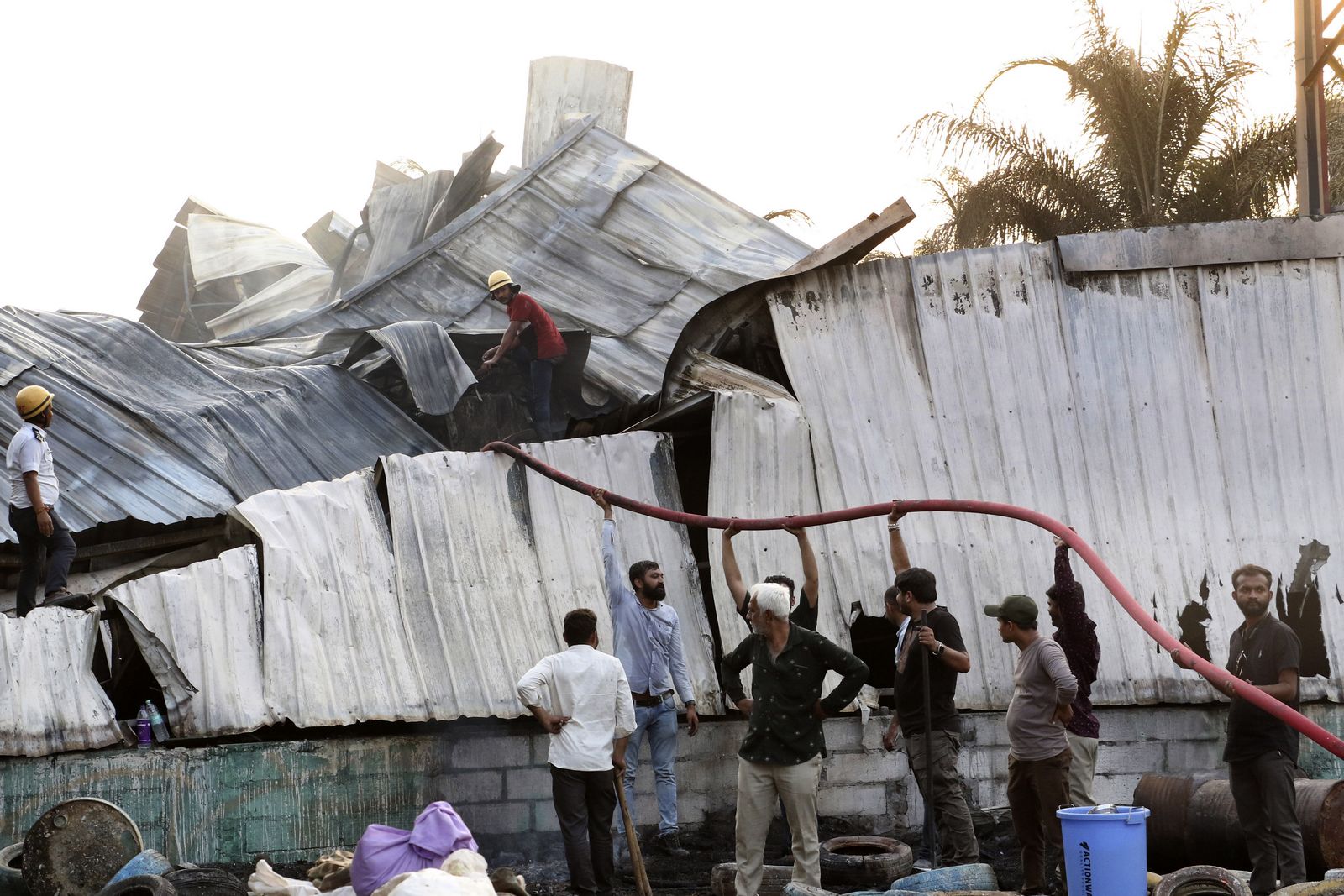 Πυρκαγιά σε αίθουσα παιχνιδιών στην Ινδία