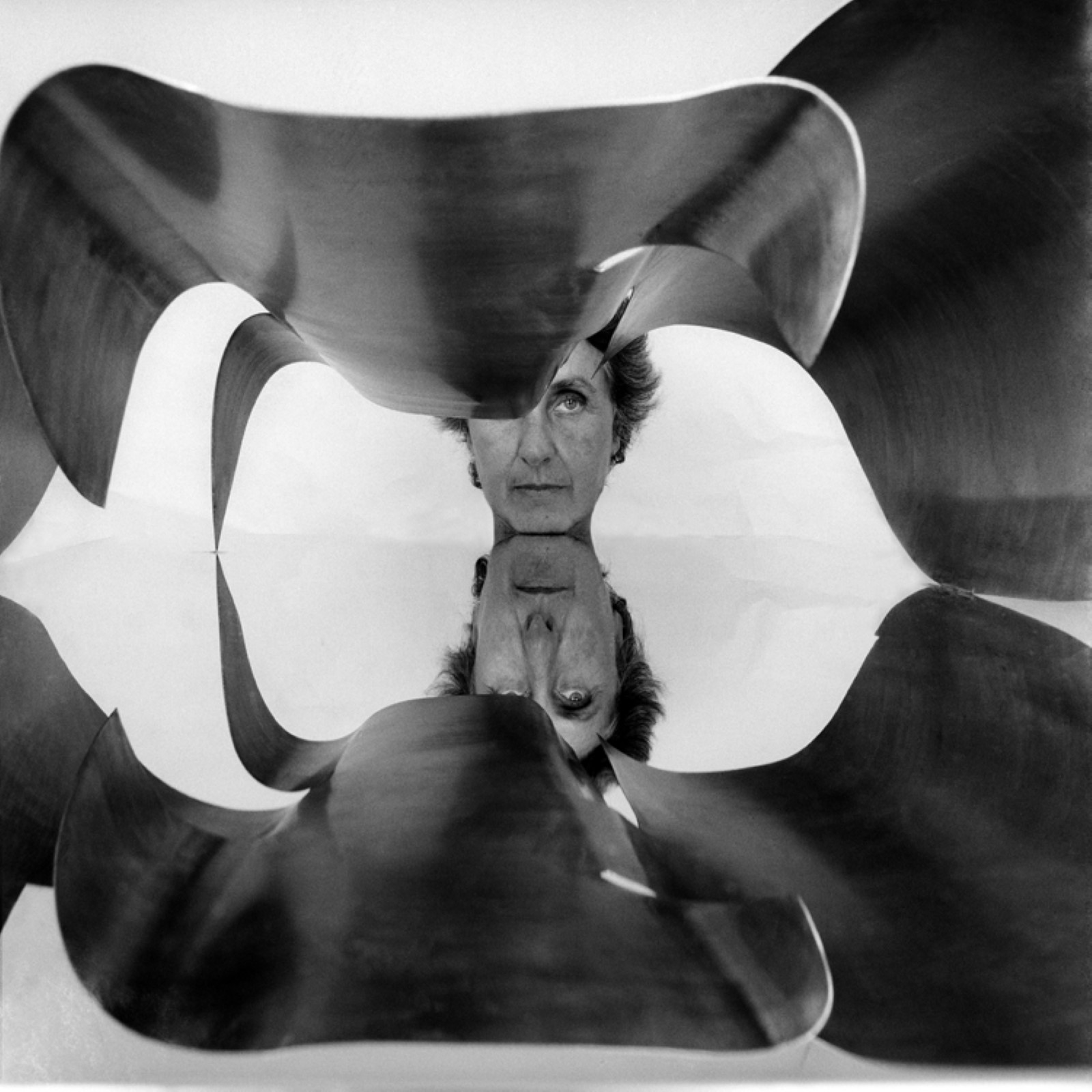 The Arrow (1976) ©Eleni Mylonas 1976-2024