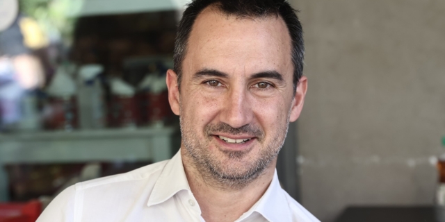 Επιστολή Χαρίτση σε ΣΥΡΙΖΑ, ΠΑΣΟΚ, ΚΚΕ και Πλεύση Ελευθερίας για κοινή πρωτοβουλία αναφορικά με το Παλαιστινιακό