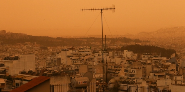 Καιρός: Έρχονται αφρικανική σκόνη και λασποβροχές – Πόσο θα διαρκέσουν τα φαινόμενα