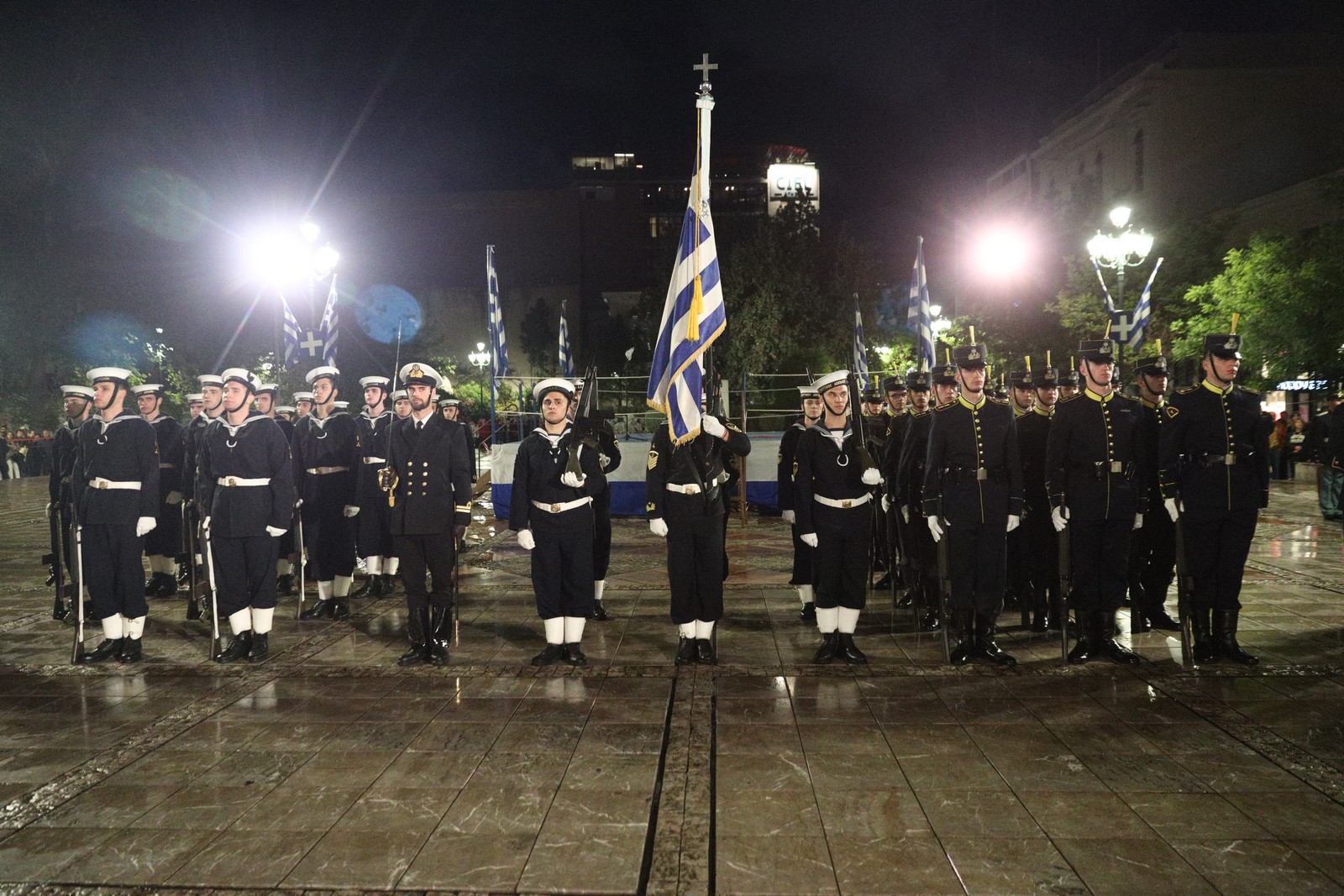 Ανάσταση στη Μητρόπολη Αθηνών