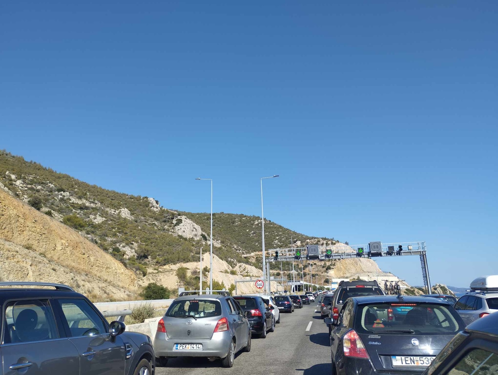 Επιστροφή εκδρομέων στην Αθηνών Κορίνθου