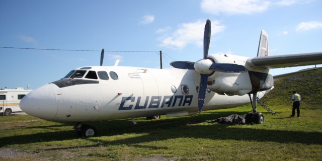 Η Αργεντινή αρνείται να ανεφοδιάζει με καύσιμα αεροσκάφη της Κούβας