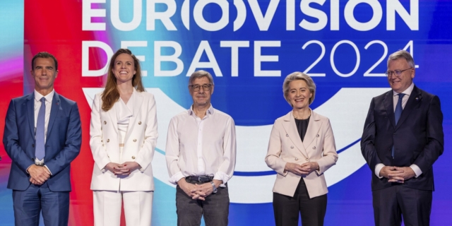 LIVE εικόνα: Το debate των υποψηφίων για την προεδρία της Κομισιόν