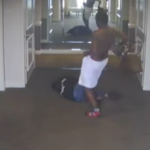 Puff Daddy: Σοκαριστικό βίντεο - Χτυπάει την πρώην σύντροφό του σε διάδρομο ξενοδοχείου