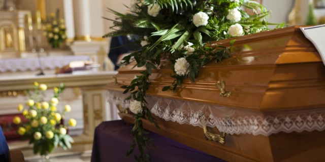 Να μην γίνονται ταφές Σαββατοκύριακα και αργίες ζητάει το Σωματείο Λειτουργών Γραφείων Κηδειών Μακεδονίας