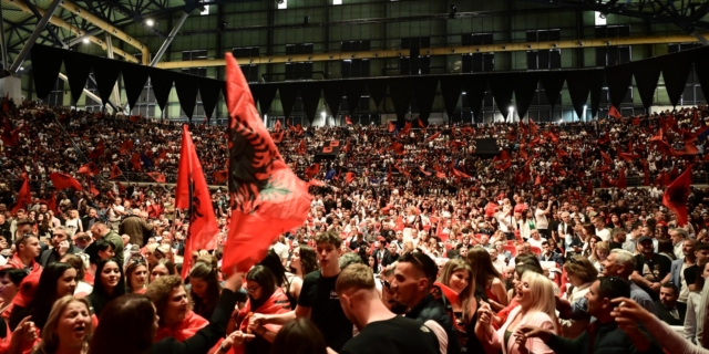 Όσα είδαμε στην ομιλία του Ράμα – Το Κλειστό Γαλατσίου δεν ήταν αρκετό για τους Αλβανούς