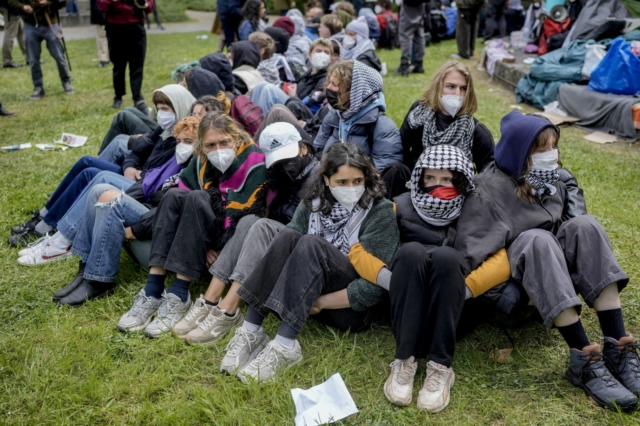 Γερμανία: Επιστολή καθηγητών υπέρ των διαδηλωτών για τις καταλήψεις σε πανεπιστήμια εναντίον του Ισραήλ