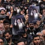 Ο θάνατος του Ραΐσι διχάζει το Ιράν - "Το καθεστώς εδώ δεν θα αλλάξει"