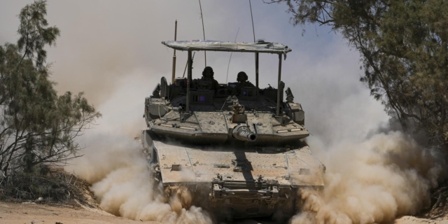 Ισραηλινά στρατεύματα στα σύνορα Ισραήλ - Γάζα