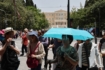 Καιρός: Καλοκαίρι με 34άρια μέχρι και την Πέμπτη – Πώς θα κυλήσει η βδομάδα