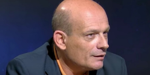 Πάρις Καρβουνόπουλος