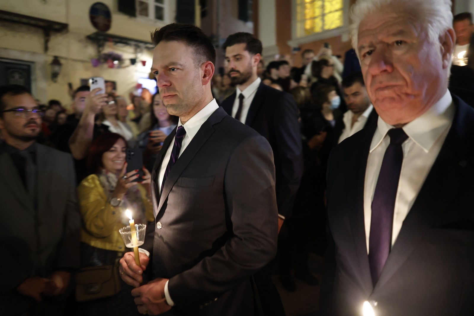 Ο Στέφανος Κασσελάκης στον Επιτάφιο στην Κέρκυρα