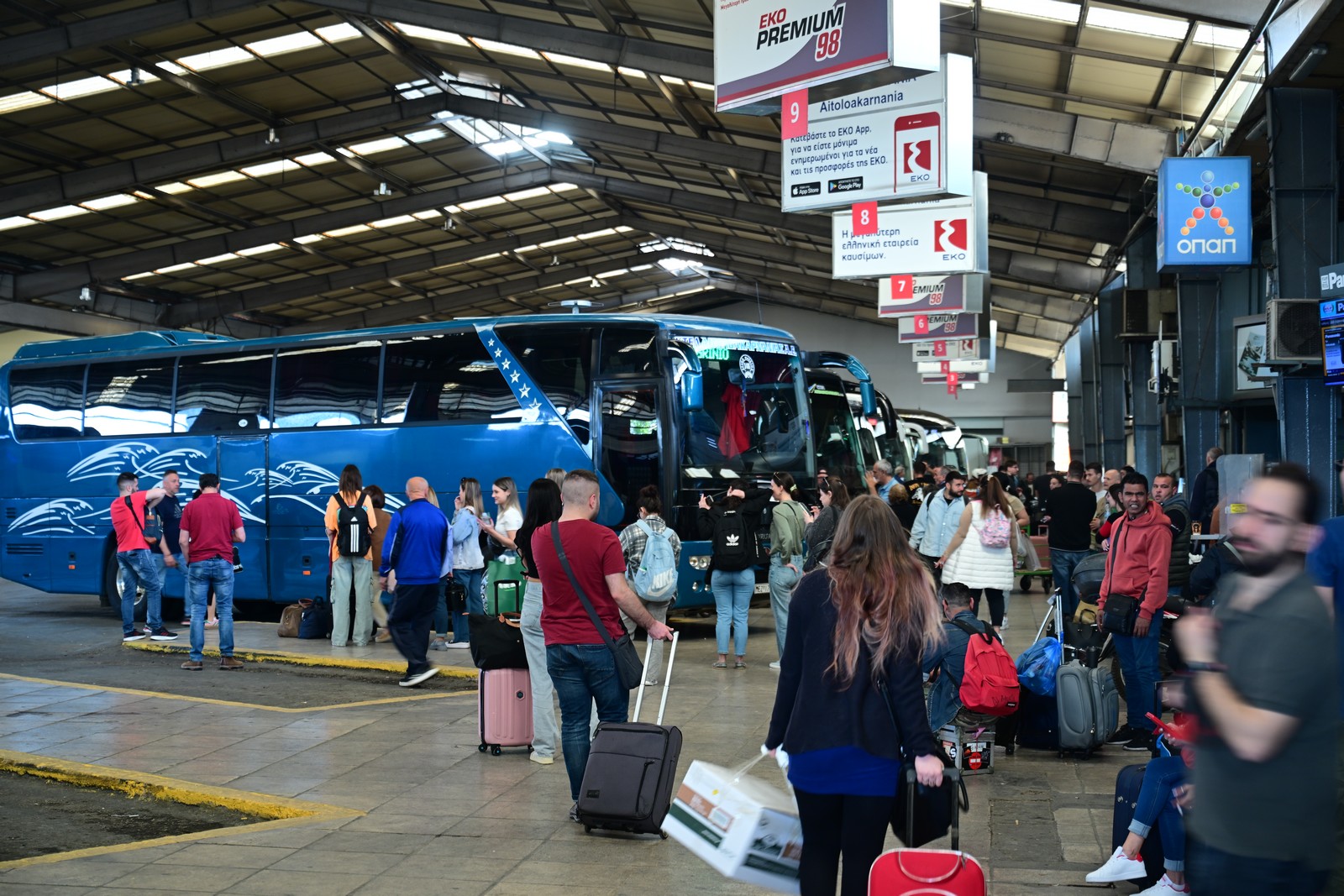 Στιγμιότυπο από το ΚΤΕΛ Κηφισού, Μεγάλη Πέμπτη 2 Μαΐου 2024