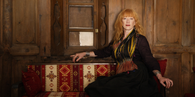 Loreena McKennitt: “Δεν είχα ποτέ μάνατζερ γιατί δεν είμαι διαχειρίσιμη και ελέγξιμη”