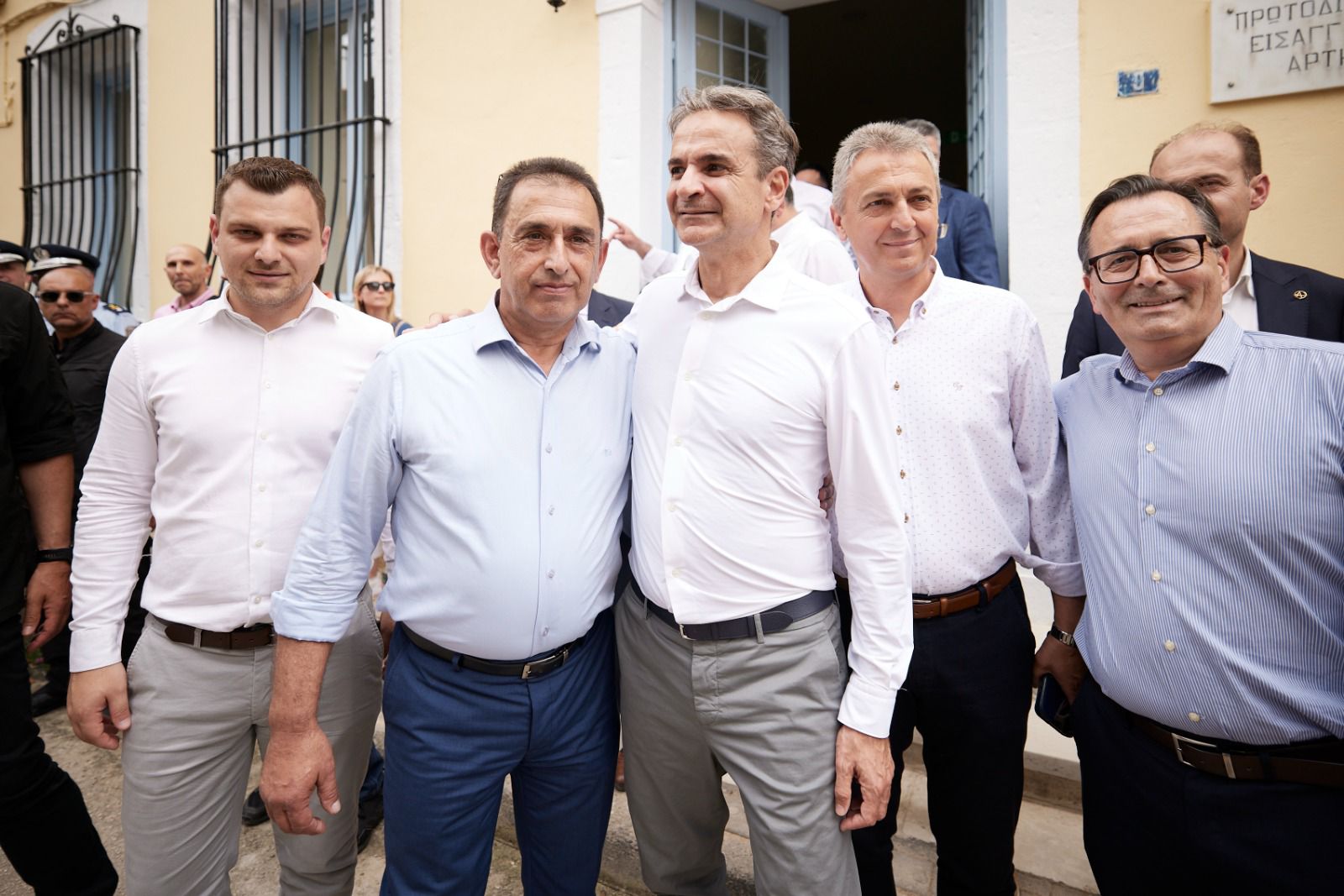 Ο Κυριάκος Μητσοτάκης στην Άρτα - συνάντηση με τον Πέτρο Μπελέρη