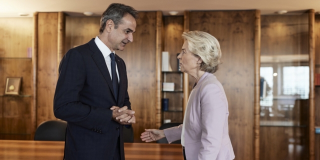 Ο Κυριάκος Μητσοτάκης και η Ούρσουλα Φον Ντερ Λάιεν