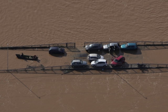 Βραζιλία: Στους 100 ανήλθαν οι νεκροί από τις πλημμύρες