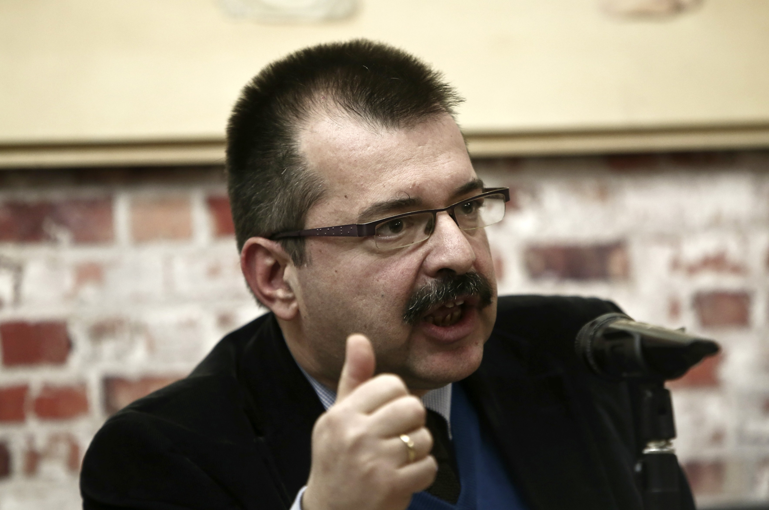 Ο Σωτήρης Ρούσσος