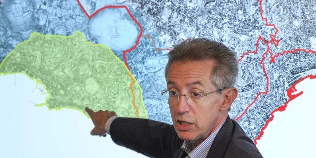 Ο δήμαρχος της Νάπολης Gaetano Manfredi