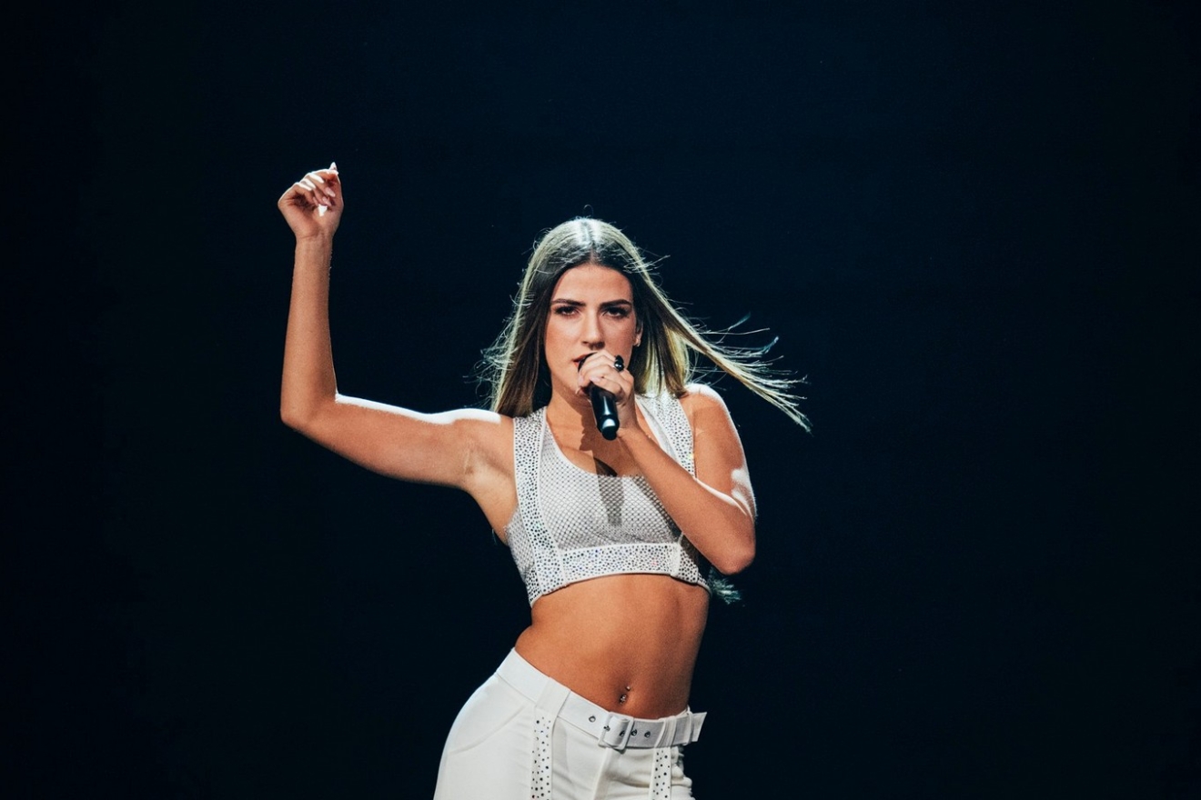 Η Silia Kapsis στη σκηνή της Eurovision 2024
