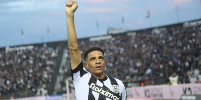 ΠΑΟΚ – Ολυμπιακός 2-0: Νίκησε και παίζει ρέστα για τον τίτλο στο φινάλε