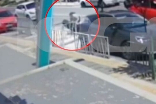 Θεσσαλονίκη: Βίντεο – ντοκουμέντο από την παράσυρση μητέρας και βρέφους σε διάβαση