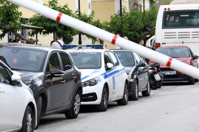 Μεταγωγή των γονιών του νεκρού βρέφους