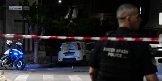 ΠΥΡΟΒΟΛΙΣΜΟΙ ΜΕ ΕΝΑΝ ΝΕΚΡΟ ΚΑΙ ΜΙΑ ΤΡΑΥΜΑΤΙΑ ΣΤΟΝ ΒΥΡΩΝΑ