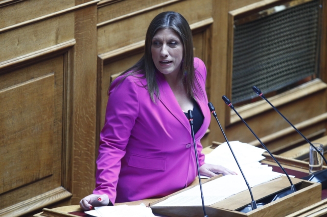 Η Ζωή Κωνσταντοπούλου στο βήμα της Βουλής