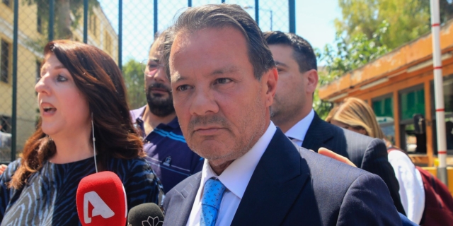 Απολογία στον ανακριτή του ποινικολόγου που κατηγορείται για ενδοοικογενειακή βία