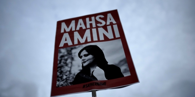 Διαμαρτυρία για τον θάνατο της Mahsa Amini