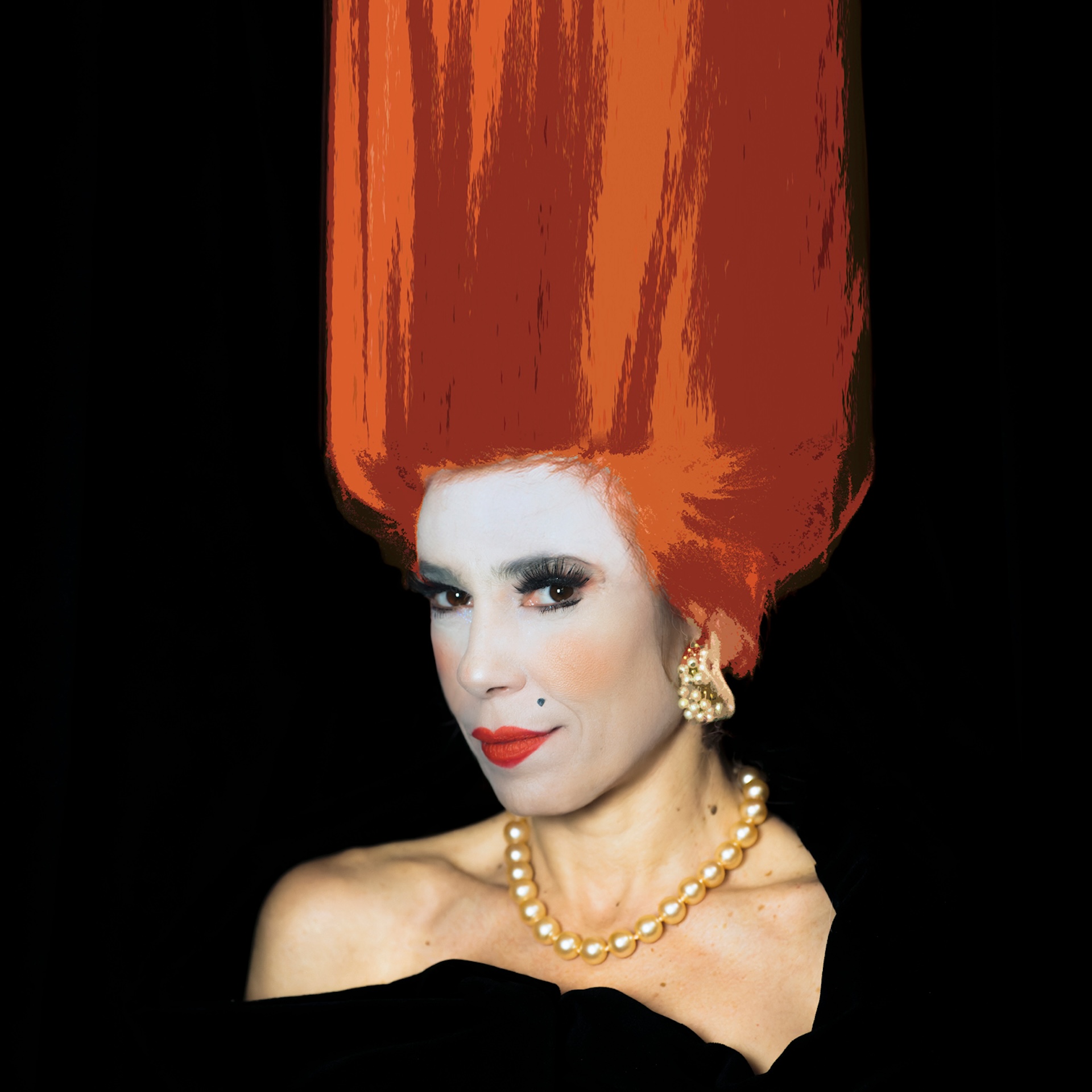 Η Μυρτώ Αλικάκη