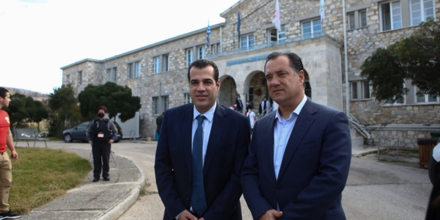 Ο θανάσιμος κίνδυνος: Να στρίψει το τιμόνι ακόμη πιο δεξιά